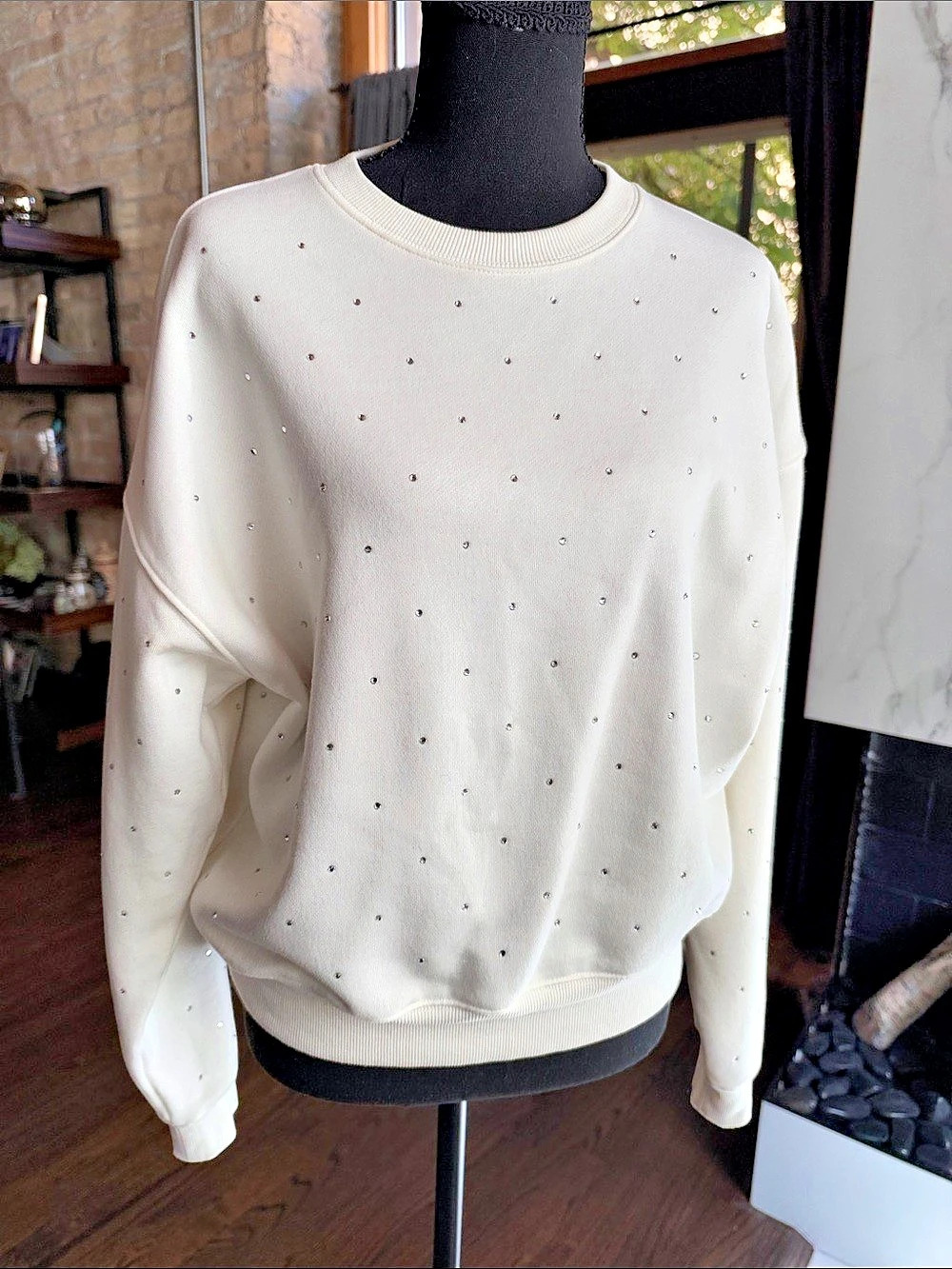 Good American Rhinestone Embellished Crewneck Sweater in cream Size Small Like n